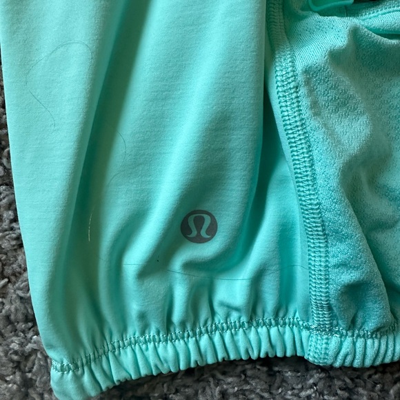 Lululemon tank - Picture 3 of 5